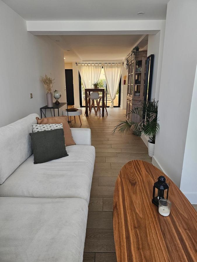 Tres Grand Deux Pieces Marines De Cogolin Apartment Exterior photo